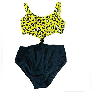 NESSI BYRD***Girls Monokini Swimwear**Size 14Y $80 NWT